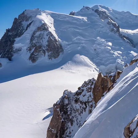 Confortable A Chamonix-mont-blanc Avec Balcon *